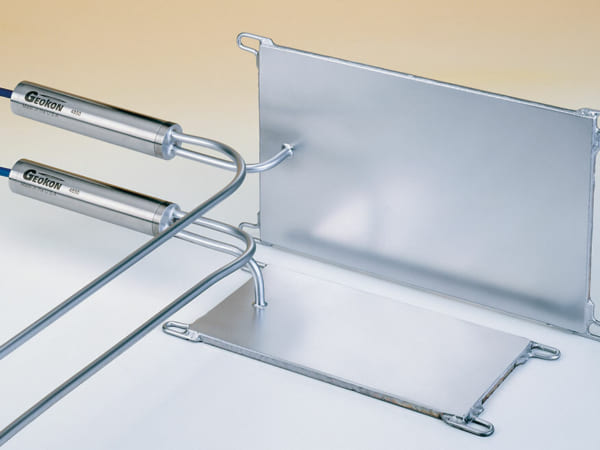 Cảm biến đo ứng xuất/ NATM Style Shotcrete Stress (VW) | Model 4850 – Geokon.USA