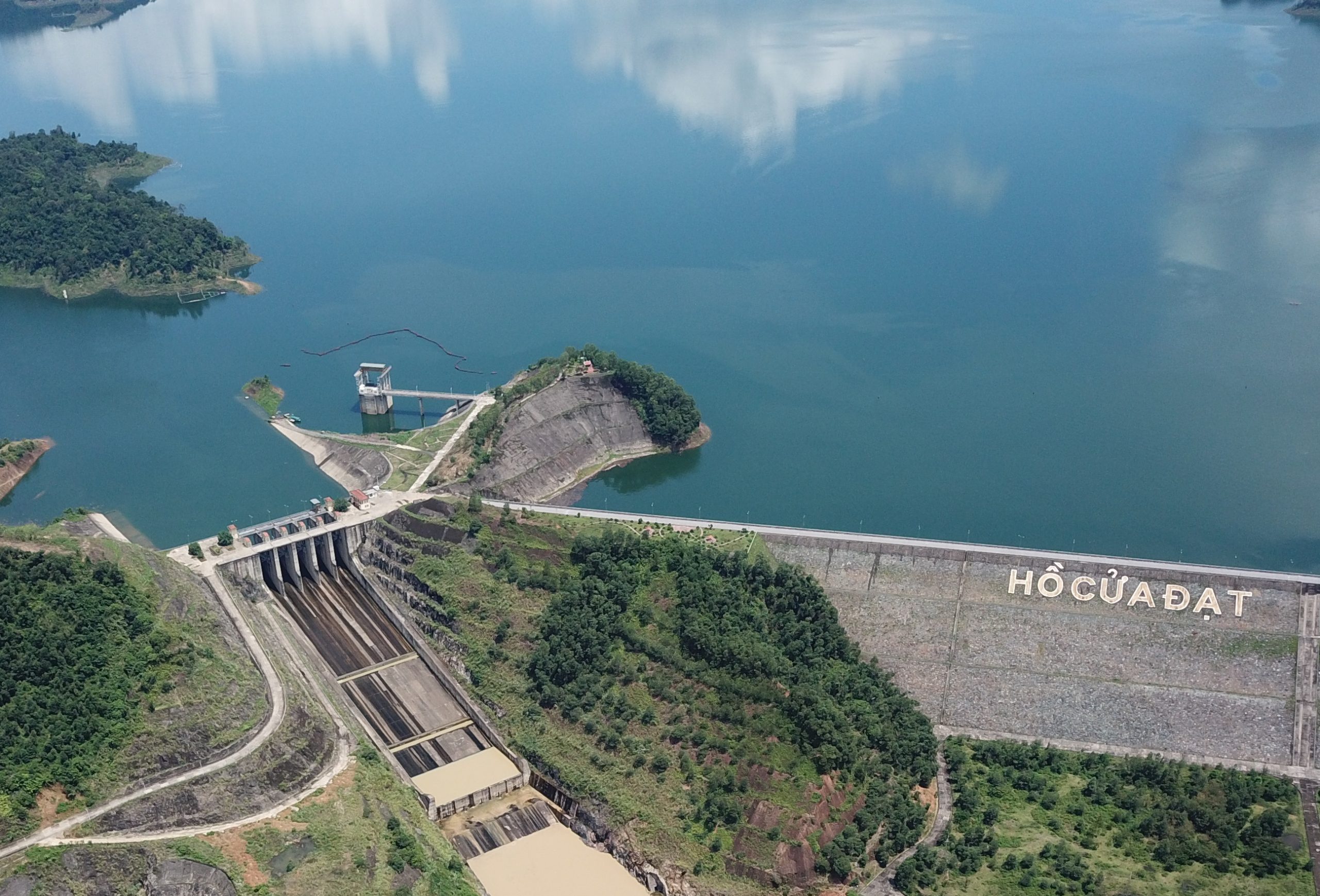 Công trình Hồ Cửa Đạt